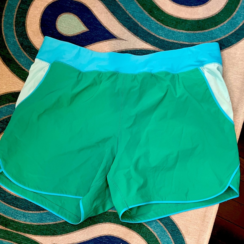 Lands End womens board shorts size 18
